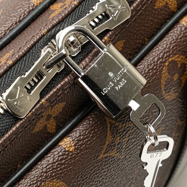 Pre-owned Louis Vuitton Monogram Macassar Porte Documents Voyage Brown