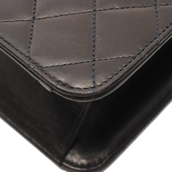 Pre-owned Chanel CC Quilted Lambskin Single Flap Black