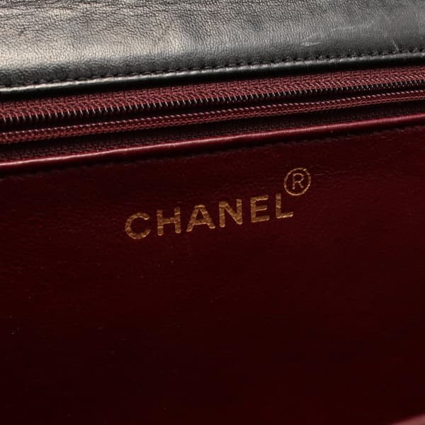 Pre-owned Chanel CC Quilted Lambskin Single Flap Black