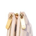 Miniatyrbillede 8 af 9: Pre-owned Louis Vuitton Damier Azur Double Zip Pochette White
