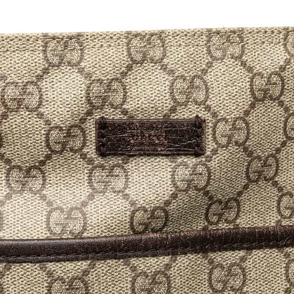 Pre-owned Gucci GG Supreme Crossbody  Brown