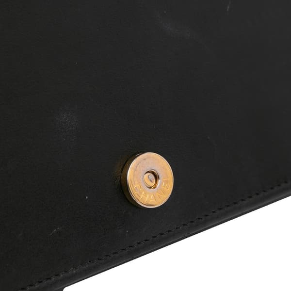 Pre-owned Chanel Quilted Caviar Boy Wallet on Chain Black