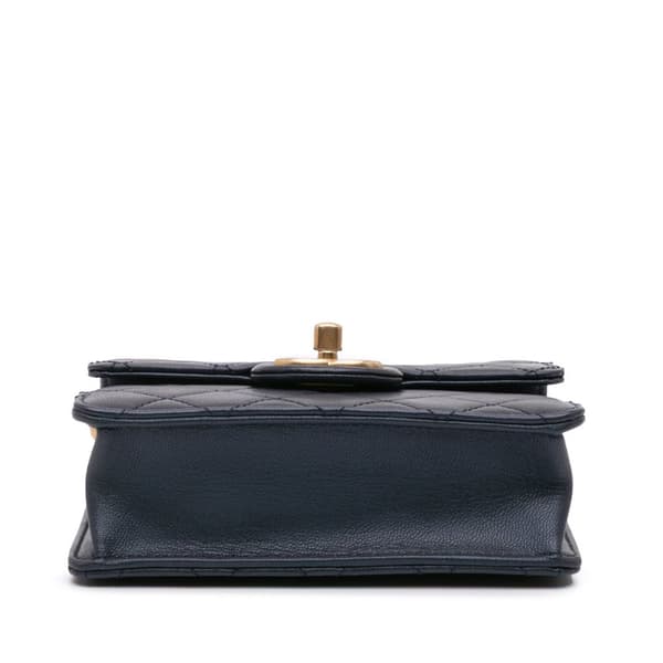 Pre-owned Chanel Small Lambskin Chic Pearls Flap Blue