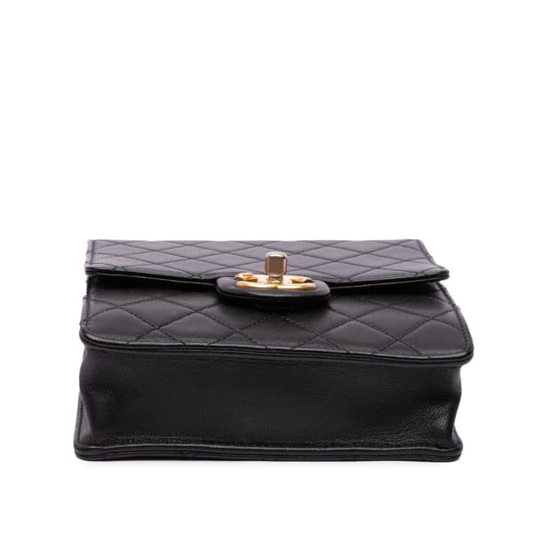 Pre-owned Chanel Small Lambskin Chic Pearls Flap Black