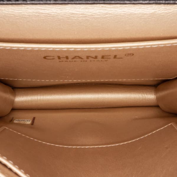 Pre-owned Chanel Small Lambskin Chic Pearls Flap Black
