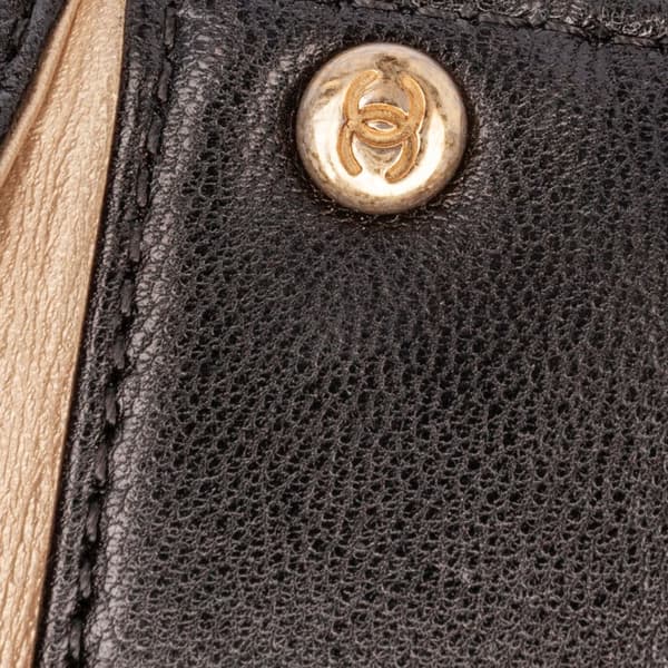 Pre-owned Chanel Small Lambskin Chic Pearls Flap Black