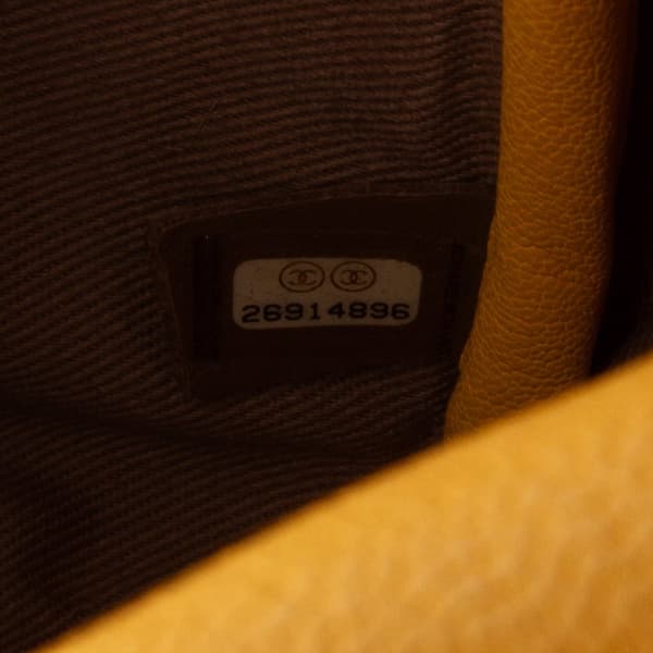 Pre-owned Chanel Quilted Goatskin Casual Trip Flap Yellow