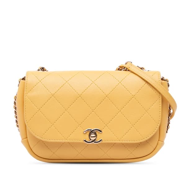 Pre-owned Chanel Quilted Goatskin Casual Trip Flap Yellow