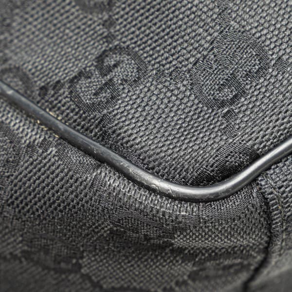 Pre-owned Gucci GG Canvas Crossbody Black