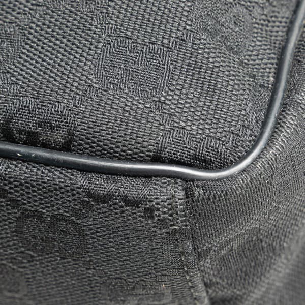 Pre-owned Gucci GG Canvas Crossbody Black