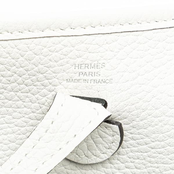 Pre-owned Hermès Clemence Evelyne TPM White