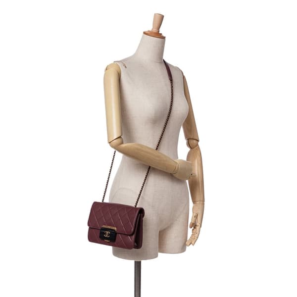 Pre-owned Chanel Mini Lambskin Beauty Lock Flap Red