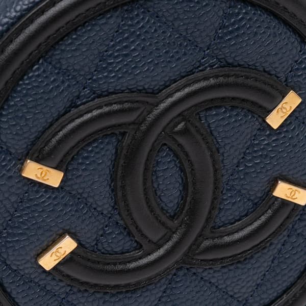 Pre-owned Chanel Caviar CC Filigree Round Crossbody Bag Blue