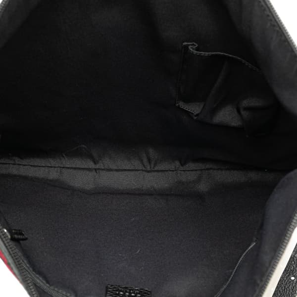 Pre-owned Gucci GG Canvas Crossbody Red