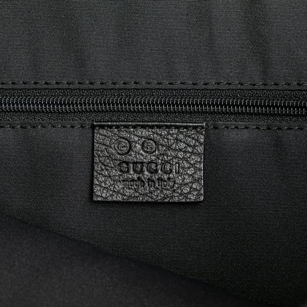 Pre-owned Gucci GG Canvas Crossbody Red