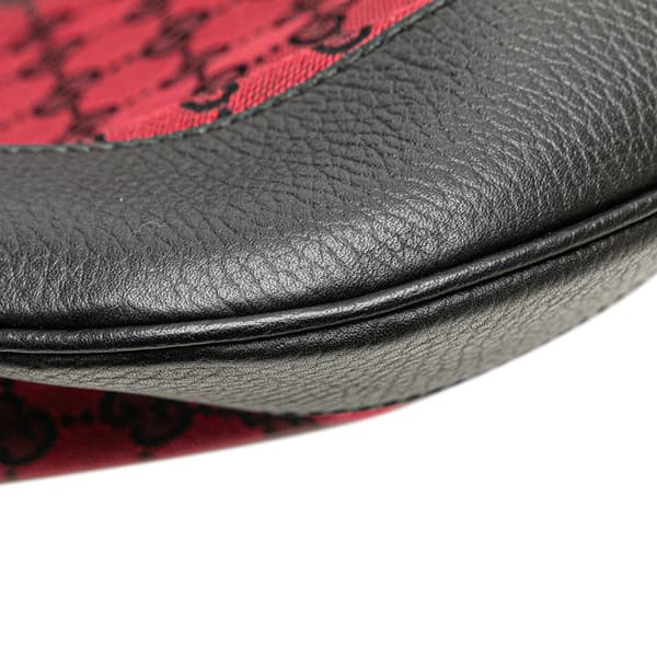 Pre-owned Gucci GG Canvas Crossbody Red