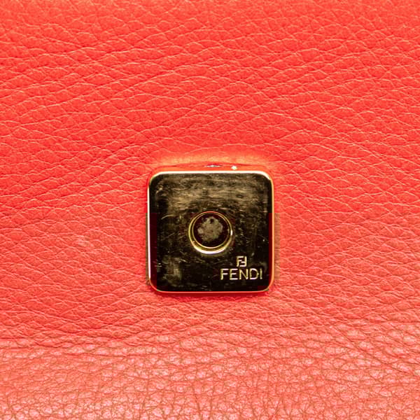 Pre-owned Fendi Leather Fendista Pochette Crossbody Red