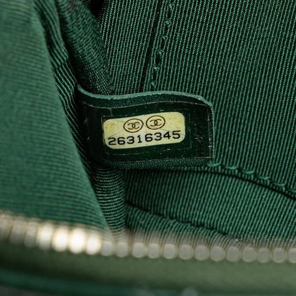 Pre-owned Chanel Stitched Calfskin and Grosgrain Button Up Double Zip Camera Bag Green