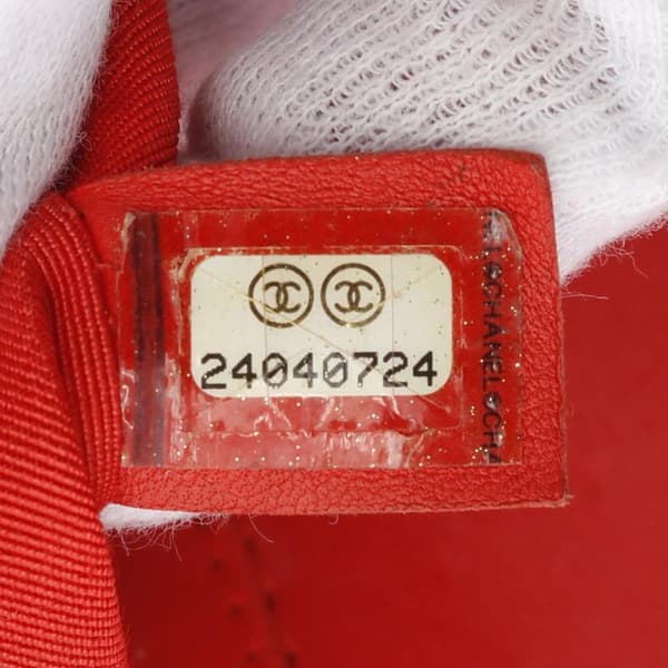 Pre-owned Chanel Old Medium Bicolor Quilted Lambskin and Rubber Boy Flap Red