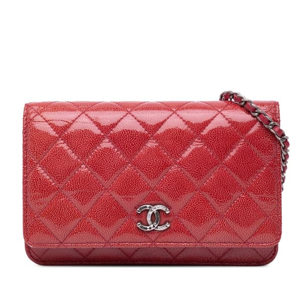 Pre-owned Chanel Paris Dallas CC Patent Goatskin Wallet on Chain Red