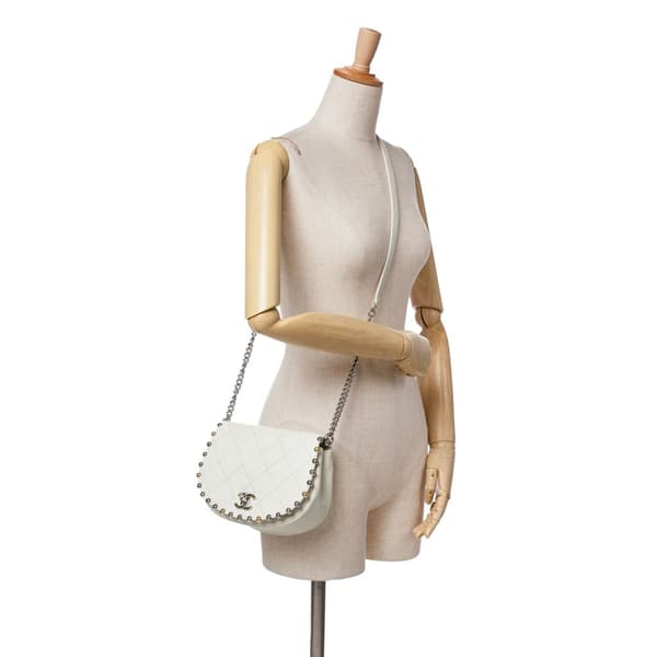 Pre-owned Chanel Small Quilted Lambskin Studded Bubble Flap White