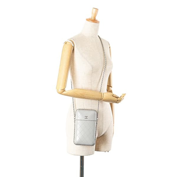 Pre-owned Chanel CC Quilted Lambskin Chain Around Phone Holder Gray