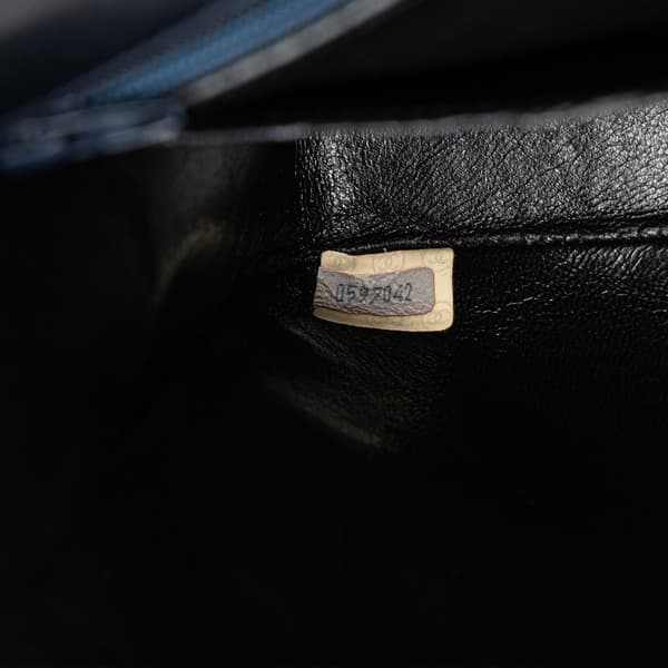Pre-owned Chanel CC Quilted Lambskin Round Flap Blue