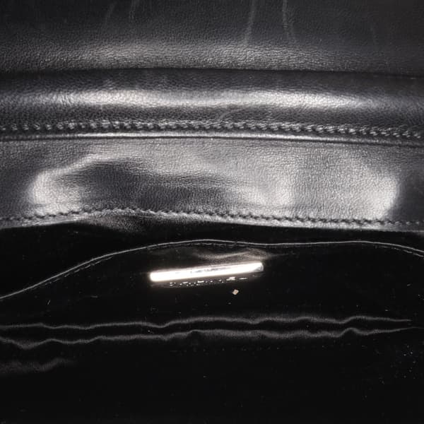 Pre-owned Chanel Quilted Lambskin Butterfly Clutch With Chain Black