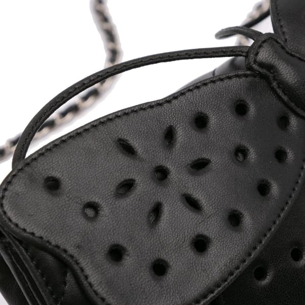 Pre-owned Chanel Quilted Lambskin Butterfly Clutch With Chain Black