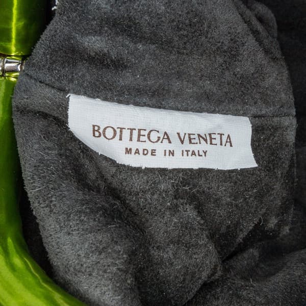 Pre-owned Bottega Veneta Metallic Crushed Calfskin The Mini Pouch Green