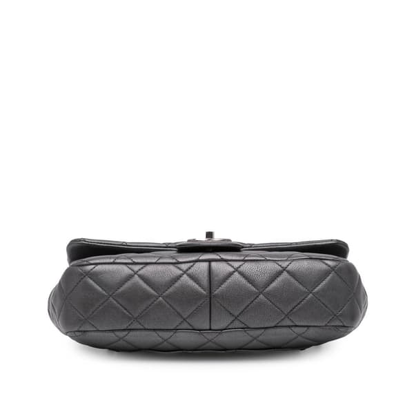 Pre-owned Chanel Small Iridescent Calfskin CC Eyelet Flap Gray