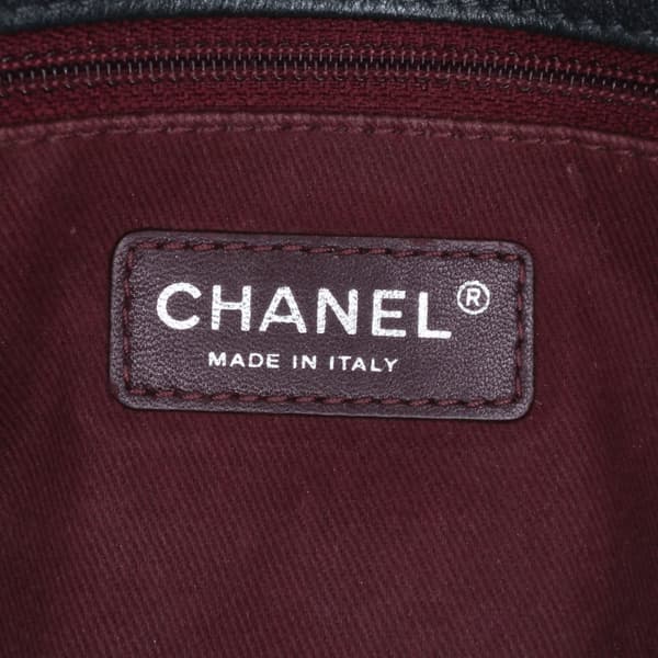 Pre-owned Chanel Small Iridescent Calfskin CC Eyelet Flap Gray