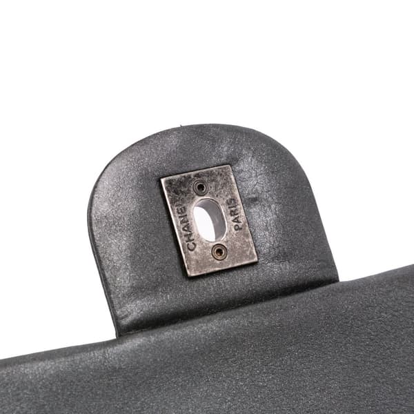 Pre-owned Chanel Small Iridescent Calfskin CC Eyelet Flap Gray