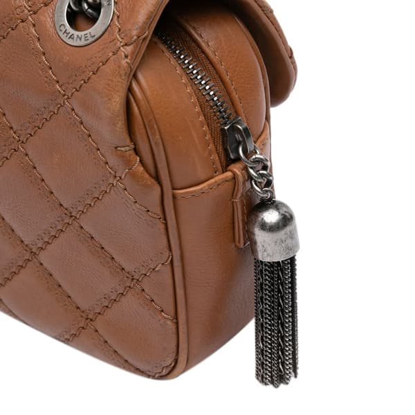 Pre-owned Chanel Paris Edinburgh Medium Calfskin Coco Sporran Flap Brown