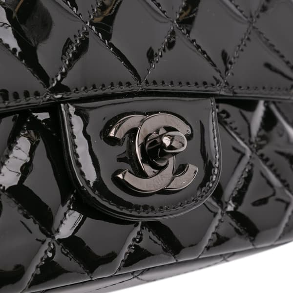 Pre-owned Chanel Mini Square Classic Patent So Black Single Flap Black