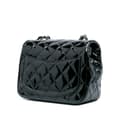 Miniatyrbillede 2 af 10: Pre-owned Chanel Mini Square Classic Patent Single Flap Black