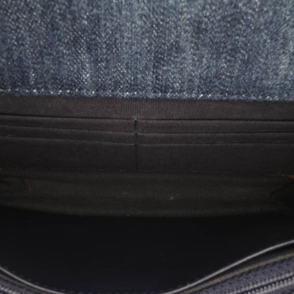 Pre-owned Chanel Denim Stitched 19 Flap Wallet On Chain Blue