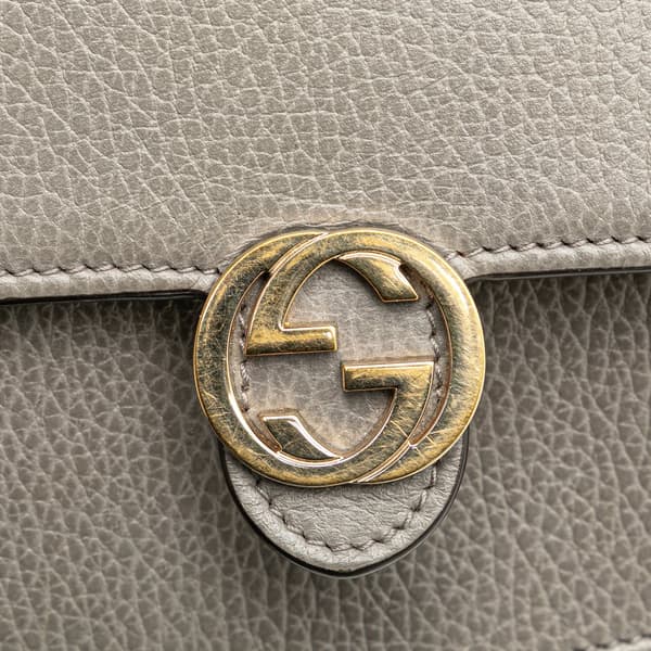 Pre-owned Gucci Leather Interlocking G Dollar Wallet on Chain Gray