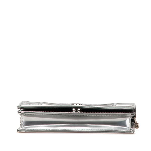 Pre-owned Dior Metallic Patent Microcannage Diorama Wallet on Chain Silver