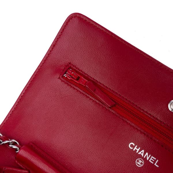 Pre-owned Chanel CC Lambskin Wallet on Chain Red