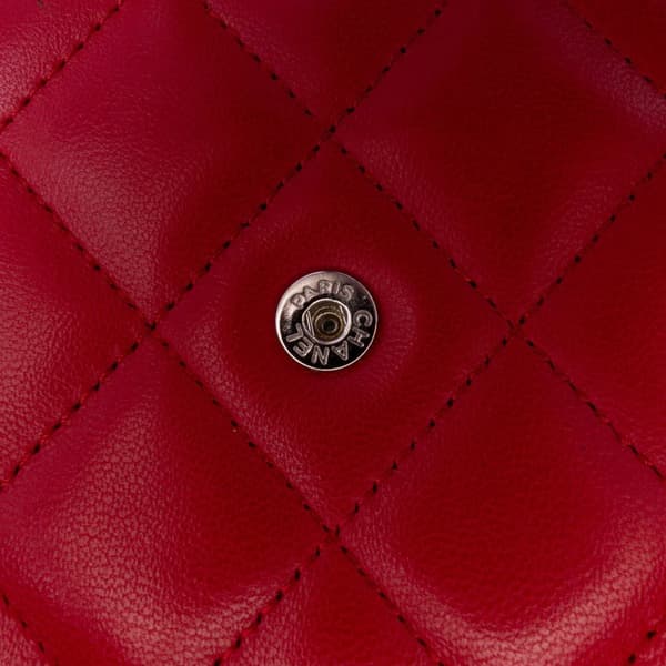 Pre-owned Chanel CC Lambskin Wallet on Chain Red
