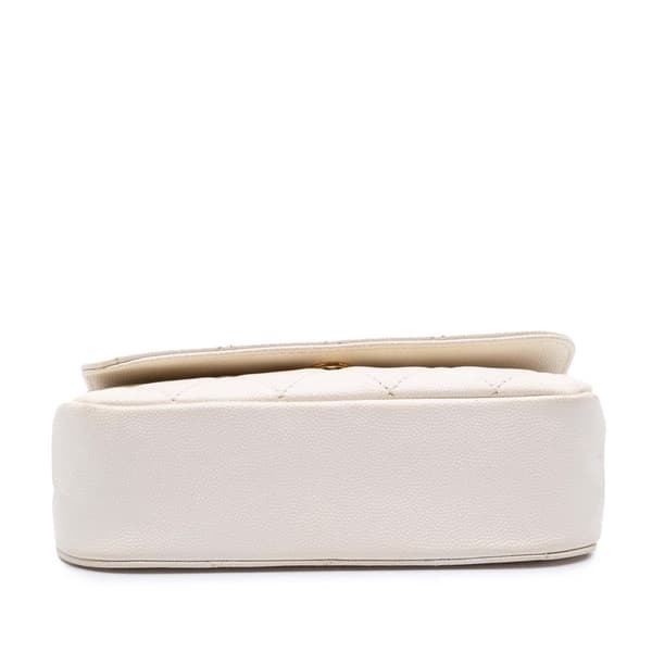 Pre-owned Chanel Quilted Caviar Frame Flap Clutch with Chain White