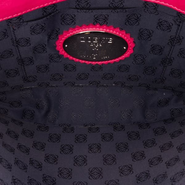 Pre-owned LOEWE Anagram Nappa Bow Tie Clutch with Chain Pink