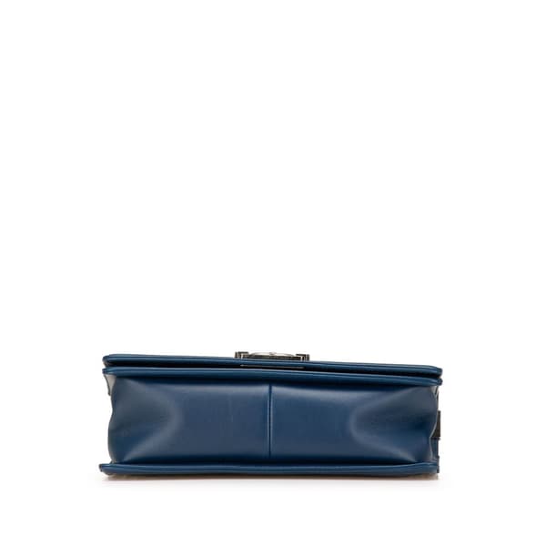 Pre-owned Chanel Old Medium Chevron Lambskin Boy Flap Blue