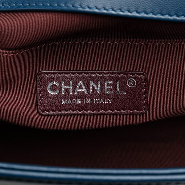 Pre-owned Chanel Old Medium Chevron Lambskin Boy Flap Blue