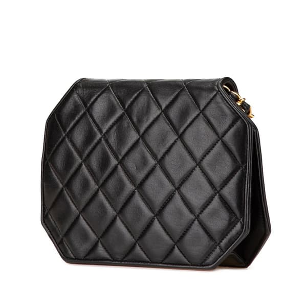 Pre-owned Chanel CC Quilted Lambskin Octagon Flap Black