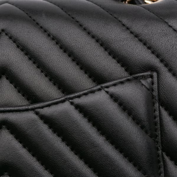 Pre-owned Chanel Mini Square Classic Chevron Lambskin Single Flap Black