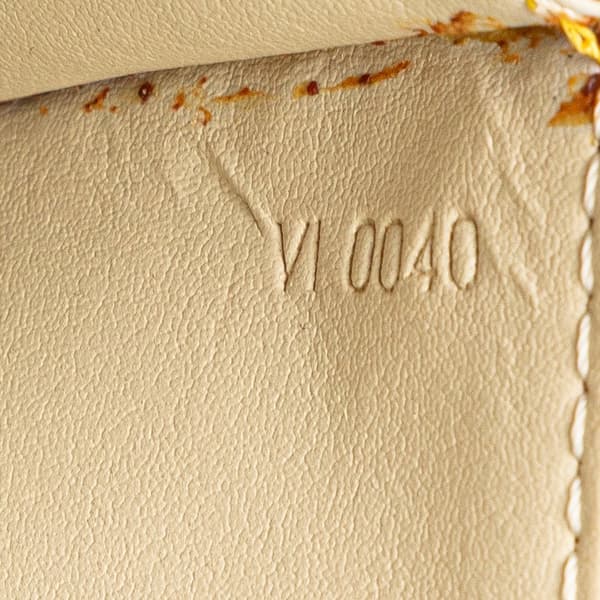 Pre-owned Louis Vuitton Monogram Vernis Fleurs Pochette Yellow