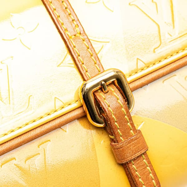 Pre-owned Louis Vuitton Monogram Vernis Fleurs Pochette Yellow