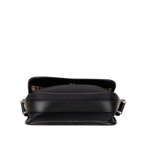 Pre-owned Burberry Nylon Crossbody Black
